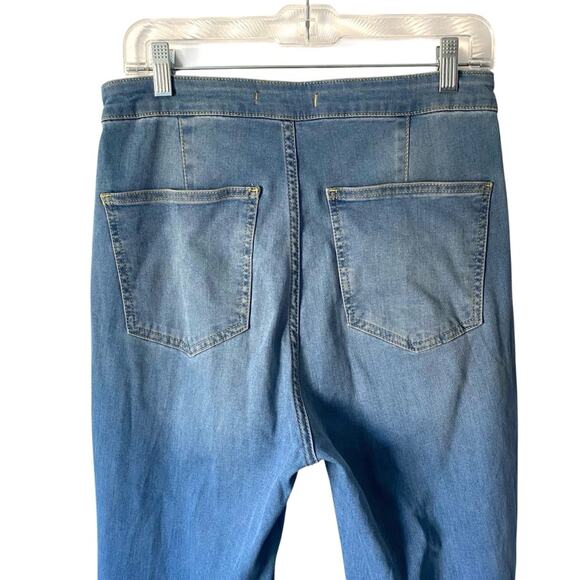 Free People Just Float On Flared Jeans Bell Bottom size 30 High Rise Waist - Picture 6 of 9